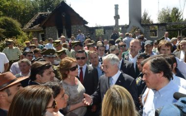 Pinera visists Estate Lords